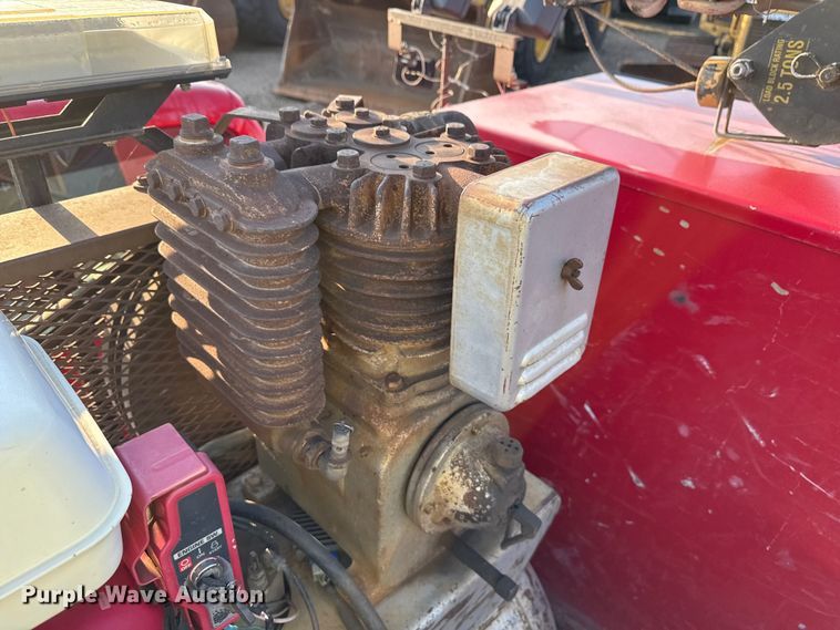 image for item ND9417 2013 Ford F450 utility / service truck