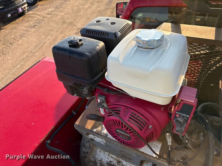 image for item ND9417 2013 Ford F450 utility / service truck