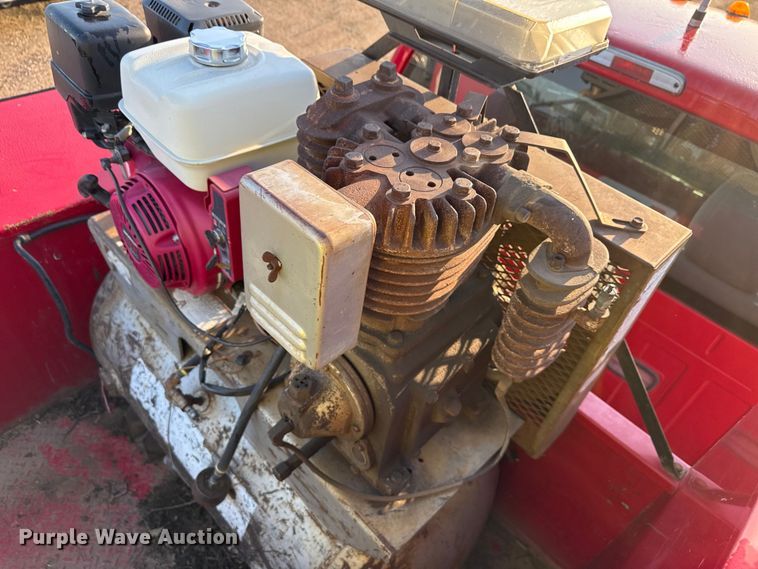 image for item ND9417 2013 Ford F450 utility / service truck