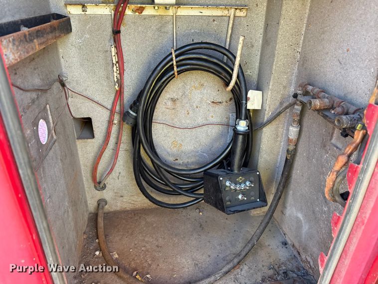 image for item ND9417 2013 Ford F450 utility / service truck