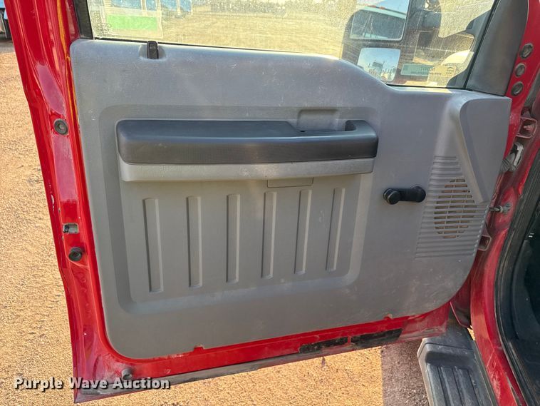 image for item ND9417 2013 Ford F450 utility / service truck