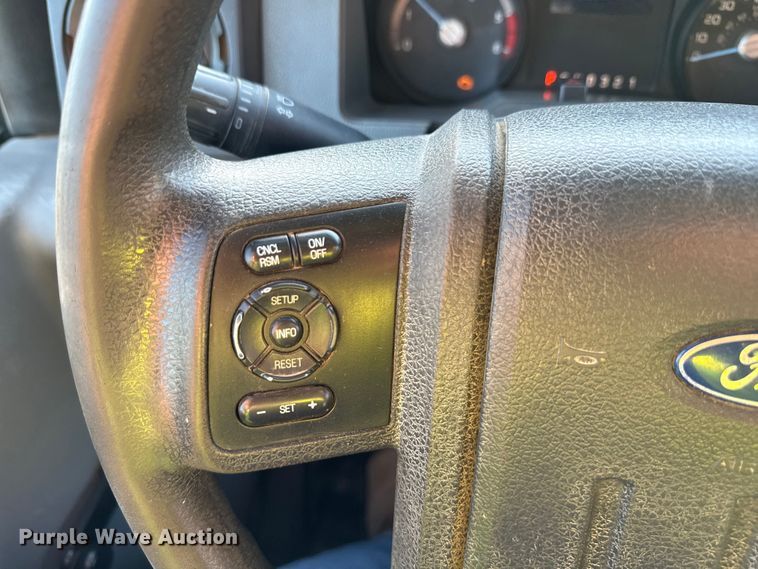 image for item ND9417 2013 Ford F450 utility / service truck