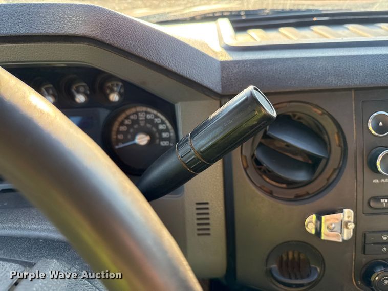 image for item ND9417 2013 Ford F450 utility / service truck