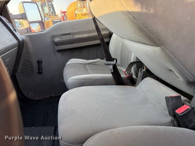 image for item ND9417 2013 Ford F450 utility / service truck