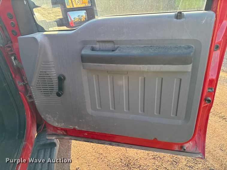 image for item ND9417 2013 Ford F450 utility / service truck