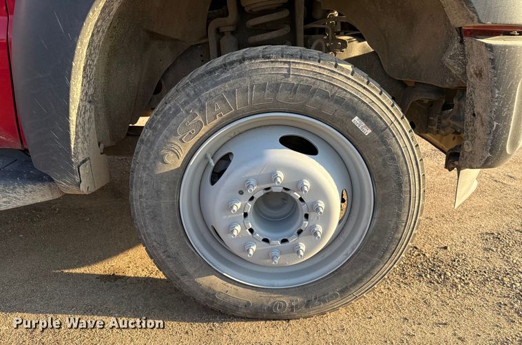 image for item ND9417 2013 Ford F450 utility / service truck