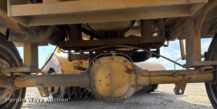 image for item ND9418 Rosco RB38 sweeper