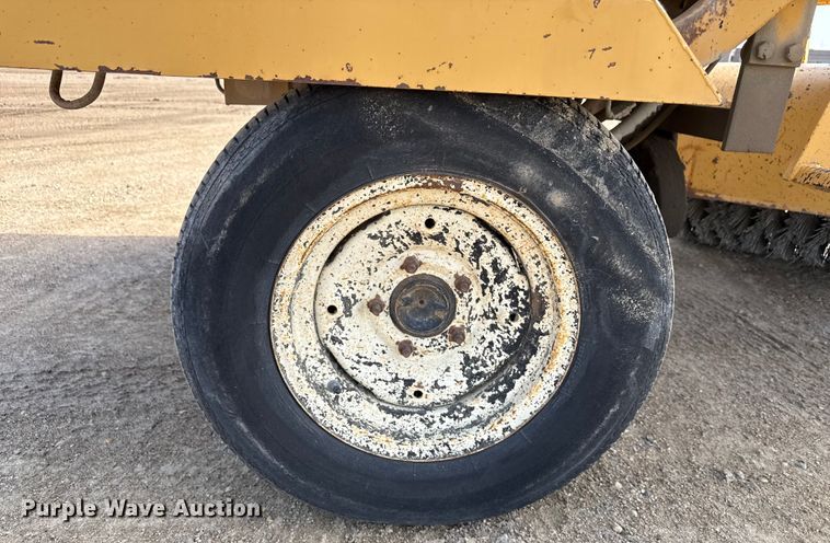 image for item ND9418 Rosco RB38 sweeper