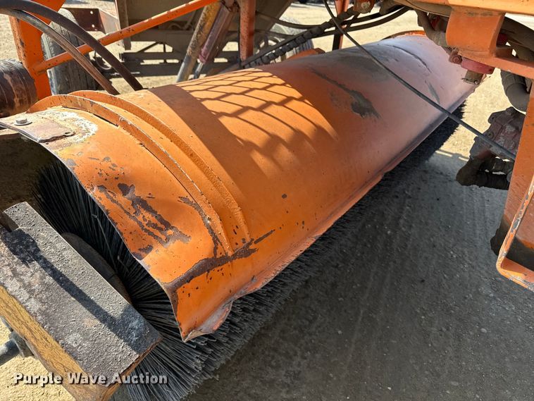 image for item ND9419 Broce Broom RJ350 broom