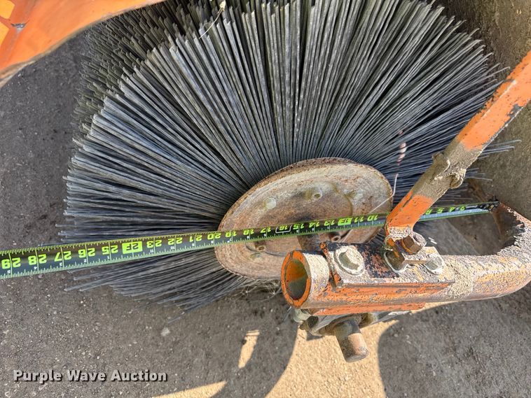 image for item ND9419 Broce Broom RJ350 broom