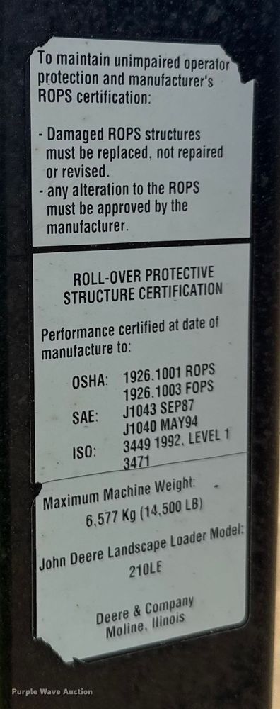 image for item ND9420 1998 John Deere 210LE landscape tractor