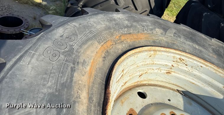 image for item ND9424 (8) Michelin Mach X Bib tires