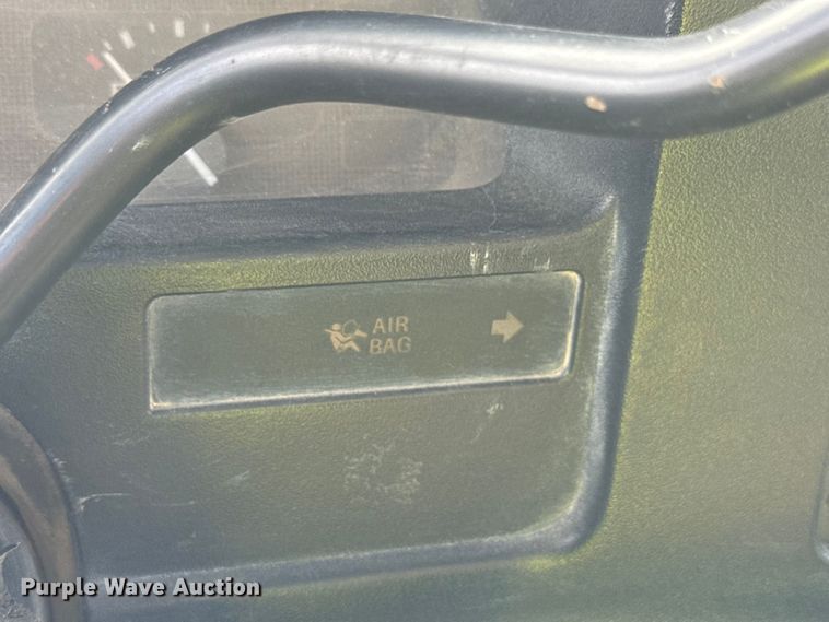 image for item ND9427 1996 Ford Club Wagon van