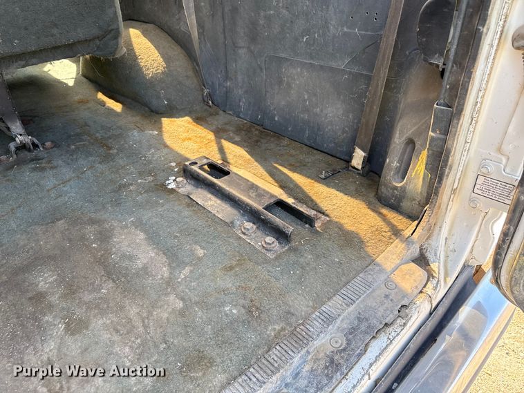 image for item ND9427 1996 Ford Club Wagon van