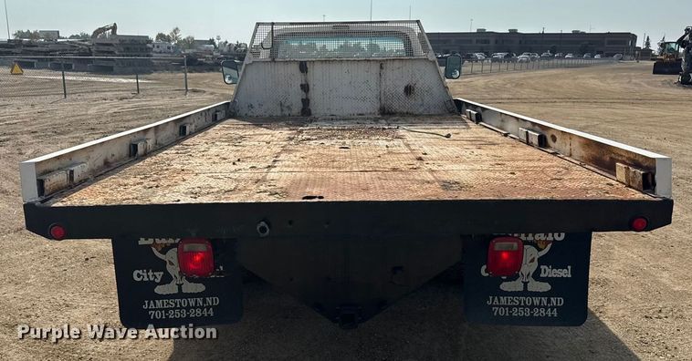 image for item ND9428 1991 Ford F450 Super Duty flatbed truck