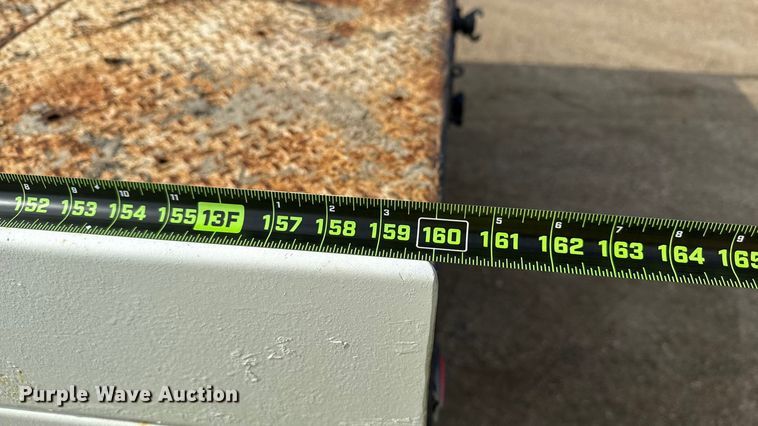 image for item ND9428 1991 Ford F450 Super Duty flatbed truck