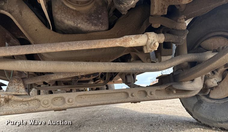 image for item ND9428 1991 Ford F450 Super Duty flatbed truck