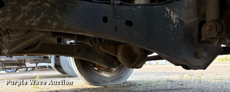 image for item ND9429 2014 Ford F550 SuperCab truck cab and chassis