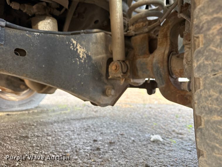 image for item ND9429 2014 Ford F550 SuperCab truck cab and chassis