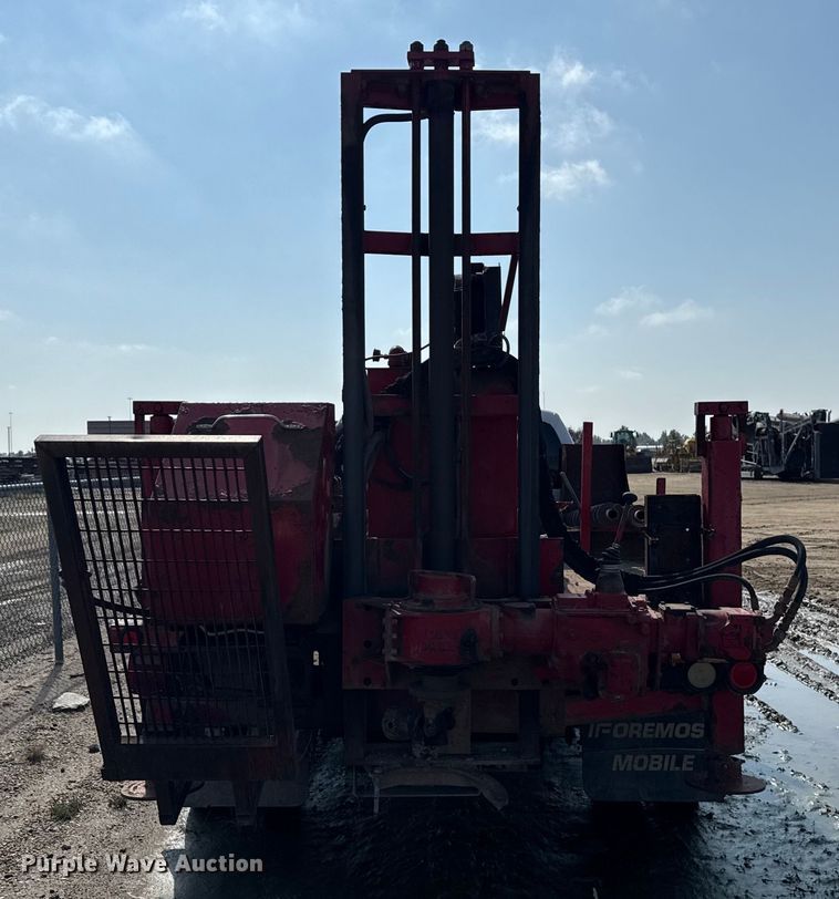 image for item ND9430 2008 Ford F450 Crew Cab mobile drilling rig