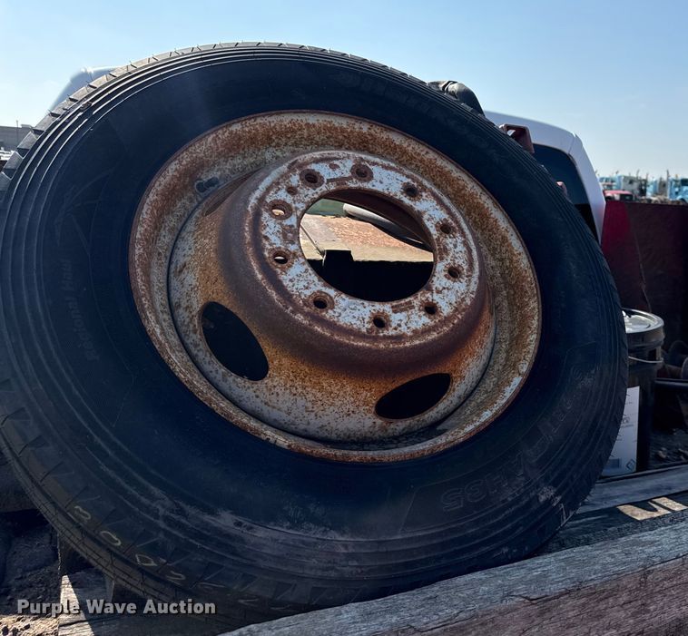 image for item ND9430 2008 Ford F450 Crew Cab mobile drilling rig