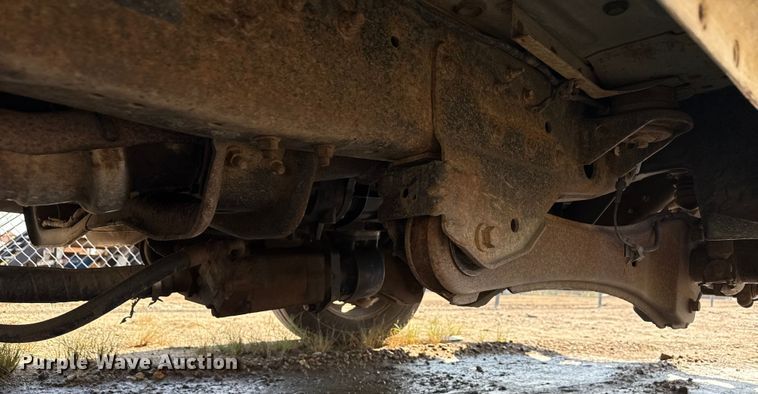 image for item ND9430 2008 Ford F450 Crew Cab mobile drilling rig