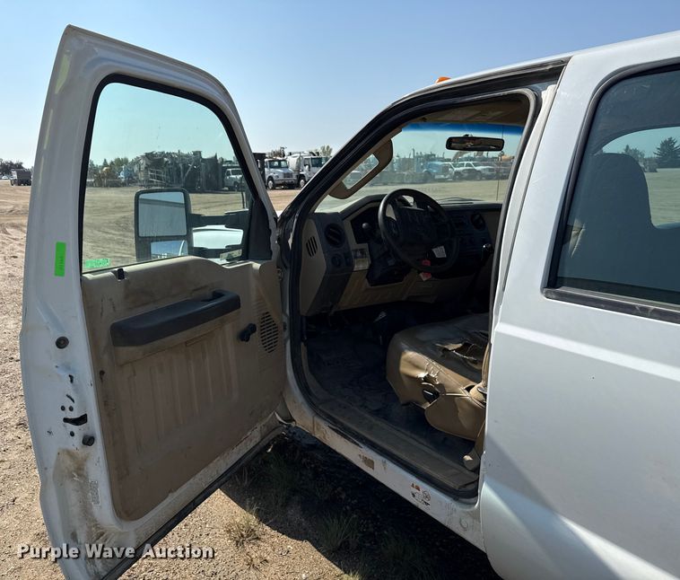 image for item ND9430 2008 Ford F450 Crew Cab mobile drilling rig