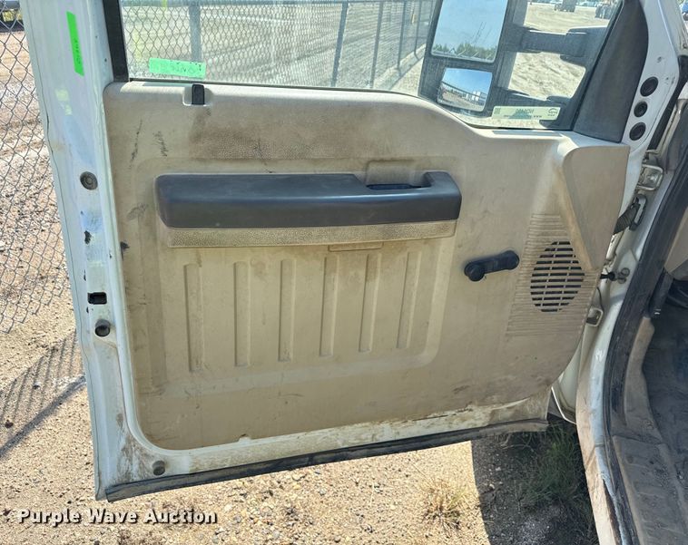 image for item ND9430 2008 Ford F450 Crew Cab mobile drilling rig