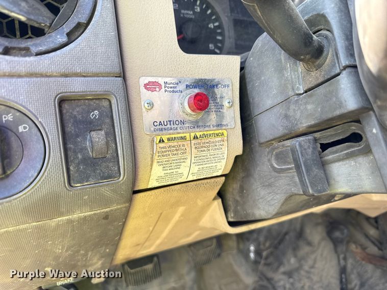 image for item ND9430 2008 Ford F450 Crew Cab mobile drilling rig