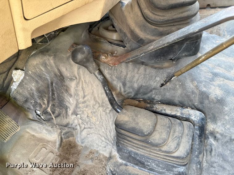 image for item ND9430 2008 Ford F450 Crew Cab mobile drilling rig