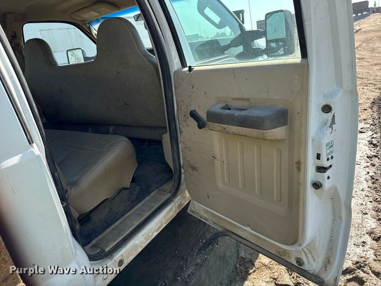 image for item ND9430 2008 Ford F450 Crew Cab mobile drilling rig