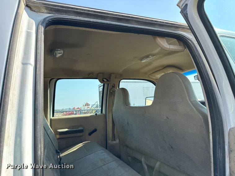 image for item ND9430 2008 Ford F450 Crew Cab mobile drilling rig