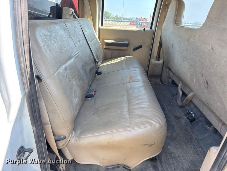 image for item ND9430 2008 Ford F450 Crew Cab mobile drilling rig