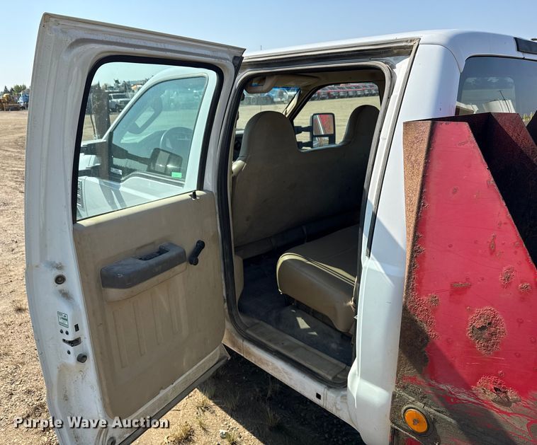 image for item ND9430 2008 Ford F450 Crew Cab mobile drilling rig