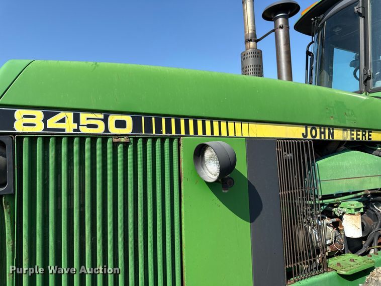 image for item ND9433 1983 John Deere 8450 4WD tractor