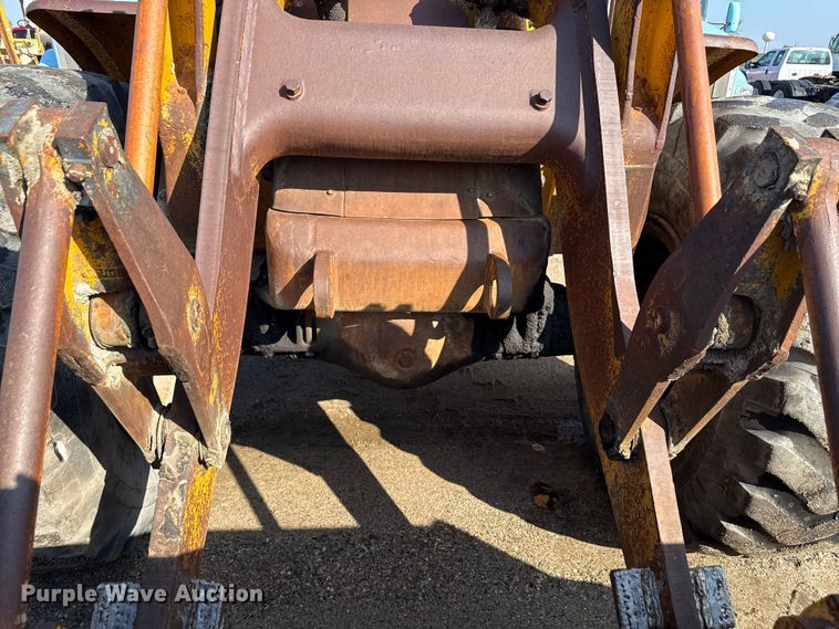 image for item ND9434 1969 Caterpillar 950 wheel loader