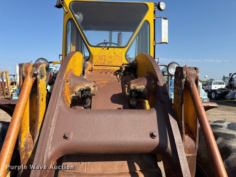 image for item ND9434 1969 Caterpillar 950 wheel loader