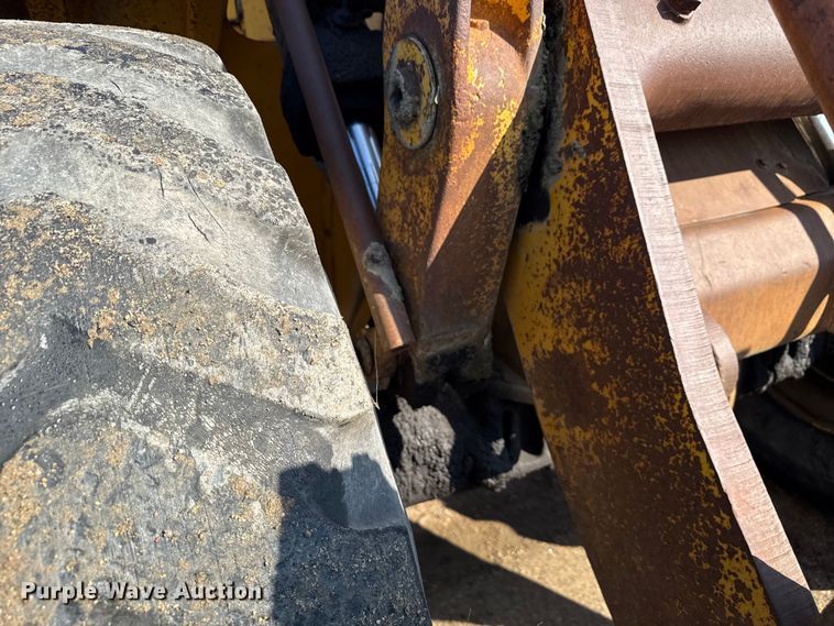 image for item ND9434 1969 Caterpillar 950 wheel loader