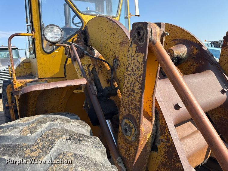 image for item ND9434 1969 Caterpillar 950 wheel loader