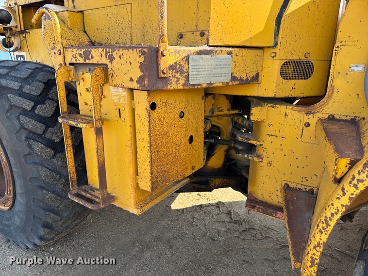 image for item ND9434 1969 Caterpillar 950 wheel loader