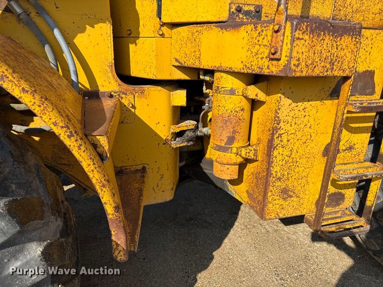 image for item ND9434 1969 Caterpillar 950 wheel loader