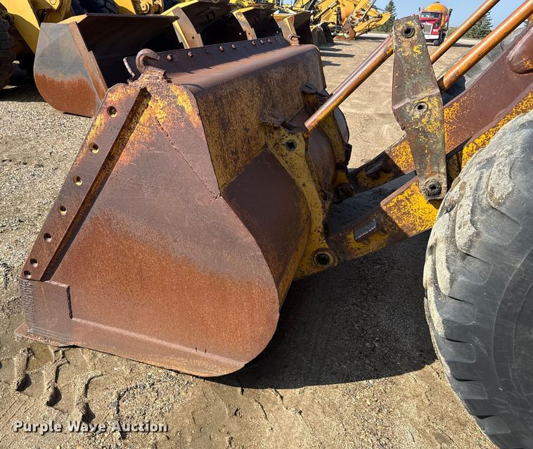 image for item ND9434 1969 Caterpillar 950 wheel loader