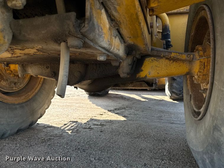 image for item ND9434 1969 Caterpillar 950 wheel loader