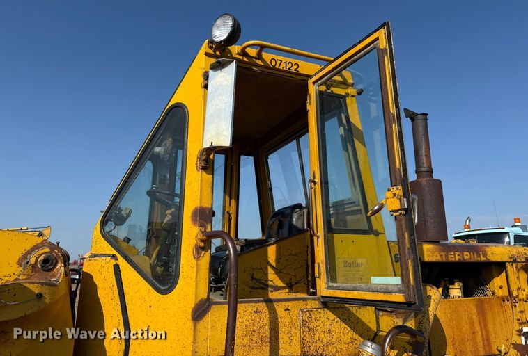 image for item ND9434 1969 Caterpillar 950 wheel loader