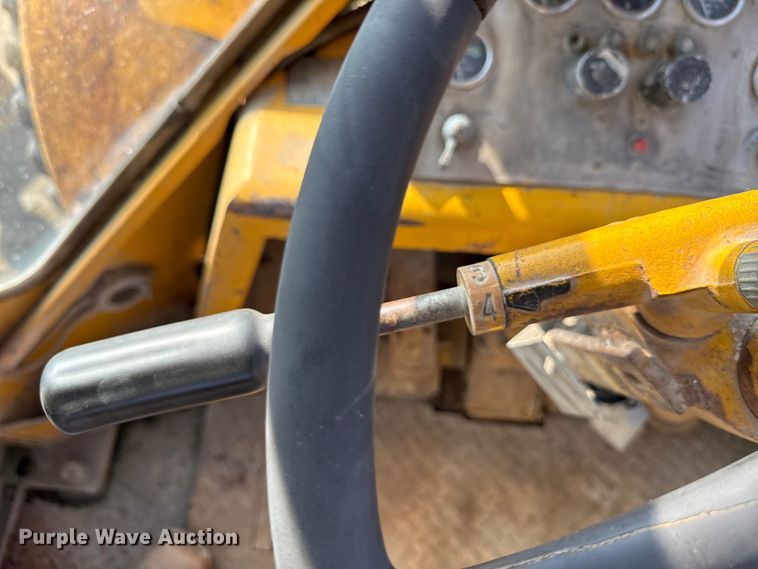 image for item ND9434 1969 Caterpillar 950 wheel loader