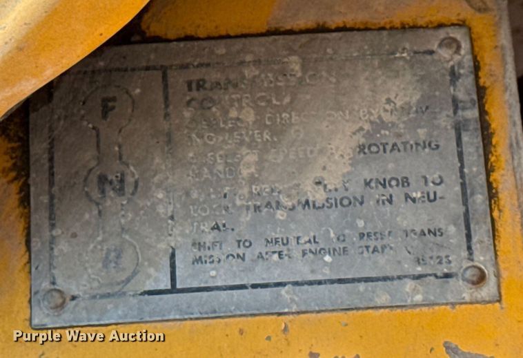 image for item ND9434 1969 Caterpillar 950 wheel loader