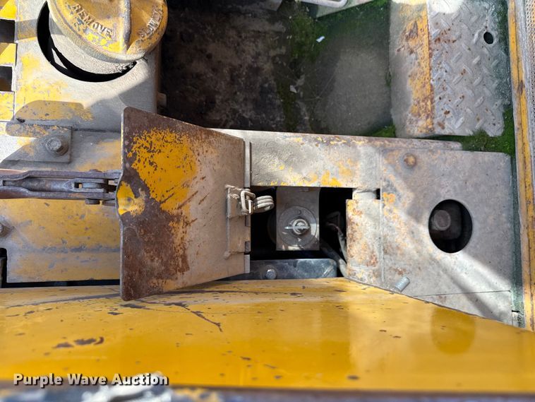 image for item ND9434 1969 Caterpillar 950 wheel loader