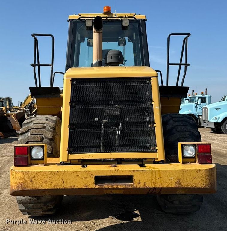 image for item ND9435 2001 Caterpillar 950G wheel loader