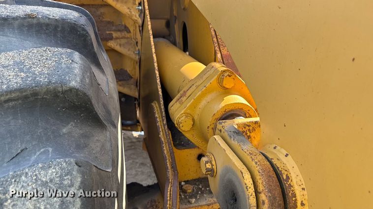 image for item ND9435 2001 Caterpillar 950G wheel loader