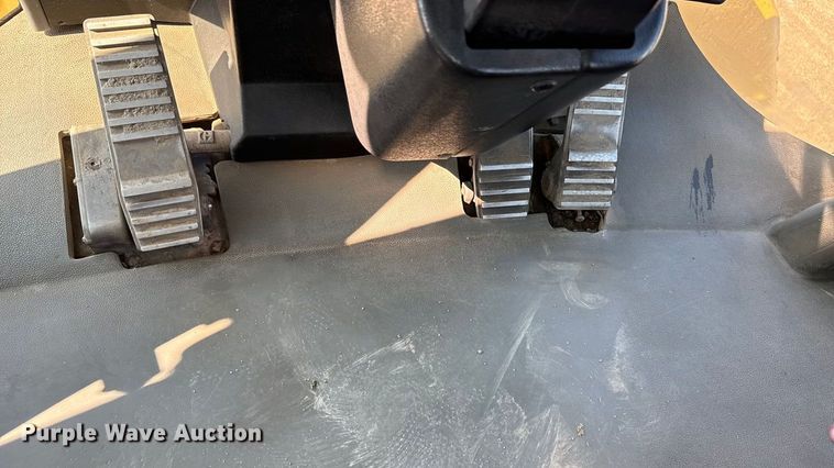 image for item ND9435 2001 Caterpillar 950G wheel loader